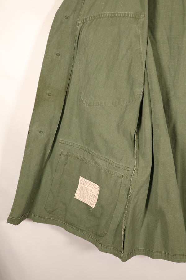 แจ็กเก็ตทหารแบบ Jungle Fatigue รุ่น M-S รุ่นที่ 4 ปี 1969 – สีจางเล็กน้อย – มือสอง