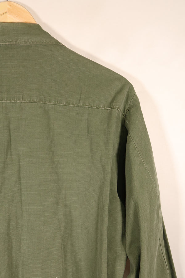 แจ็กเก็ตทหารแบบ Jungle Fatigue รุ่น M-S รุ่นที่ 4 ปี 1969 – สีจางเล็กน้อย – มือสอง