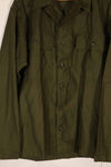 เสื้อเชิ้ต OG-107 Utility ของกองทัพสหรัฐฯ ปี 1960 ของแท้ ไซส์เล็ก สินค้าหมดสต็อก