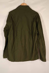 เสื้อเชิ้ต OG-107 Utility ของกองทัพสหรัฐฯ ปี 1960 ของแท้ ไซส์เล็ก สินค้าหมดสต็อก