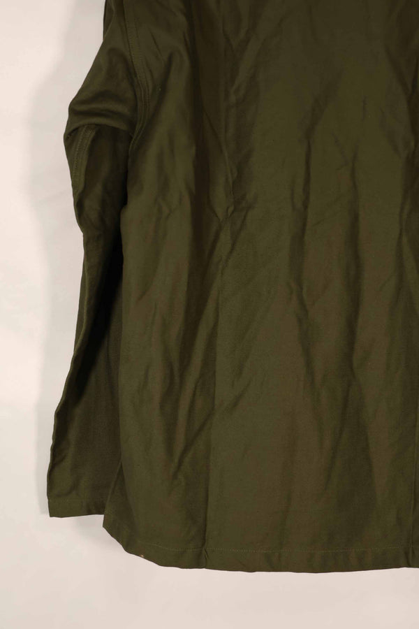 เสื้อเชิ้ต OG-107 Utility ของกองทัพสหรัฐฯ ปี 1960 ของแท้ ไซส์เล็ก สินค้าหมดสต็อก
