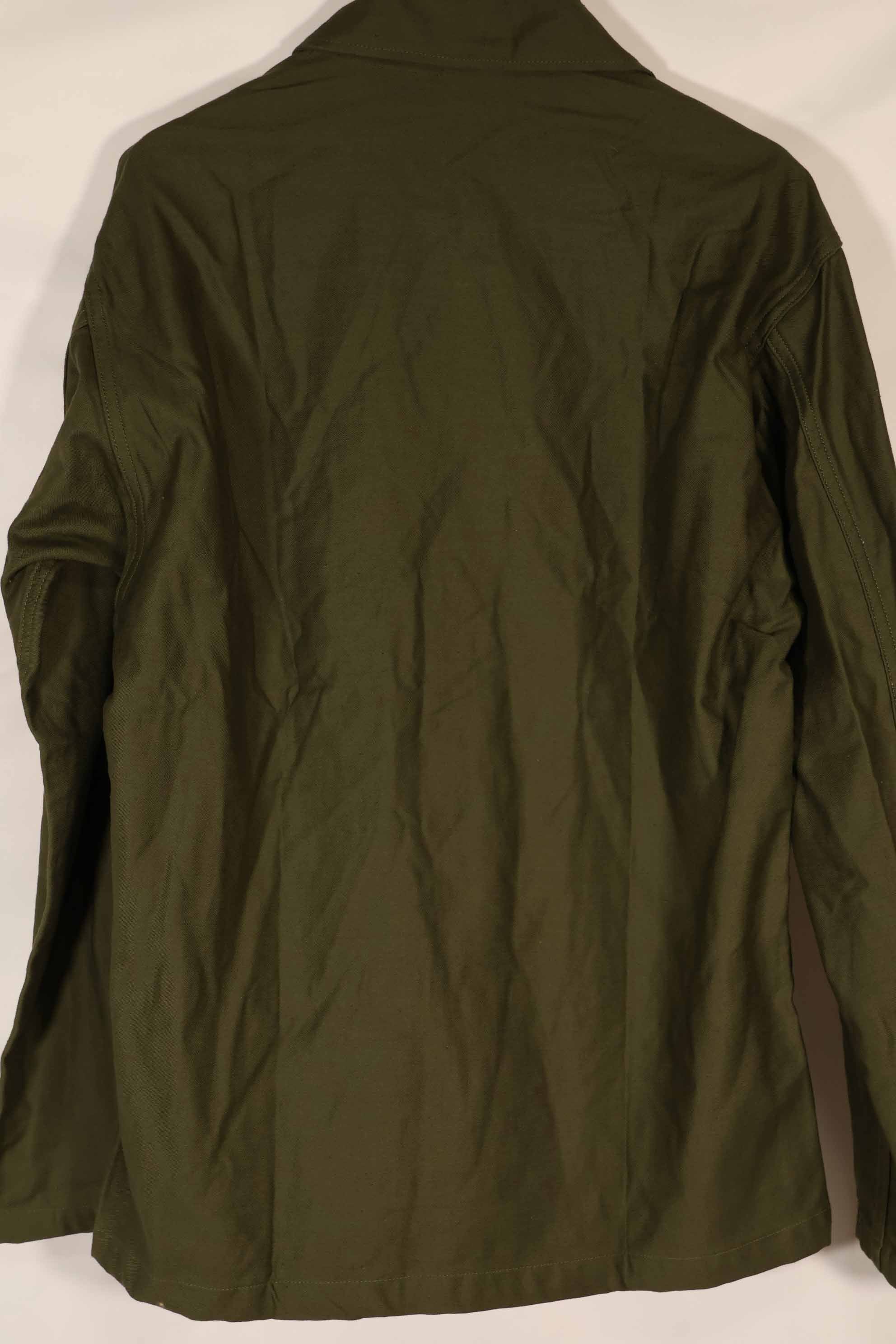 เสื้อเชิ้ต OG-107 Utility ของกองทัพสหรัฐฯ ปี 1960 ของแท้ ไซส์เล็ก สินค้าหมดสต็อก