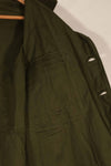 เสื้อเชิ้ต OG-107 Utility ของกองทัพสหรัฐฯ ปี 1960 ของแท้ ไซส์เล็ก สินค้าหมดสต็อก