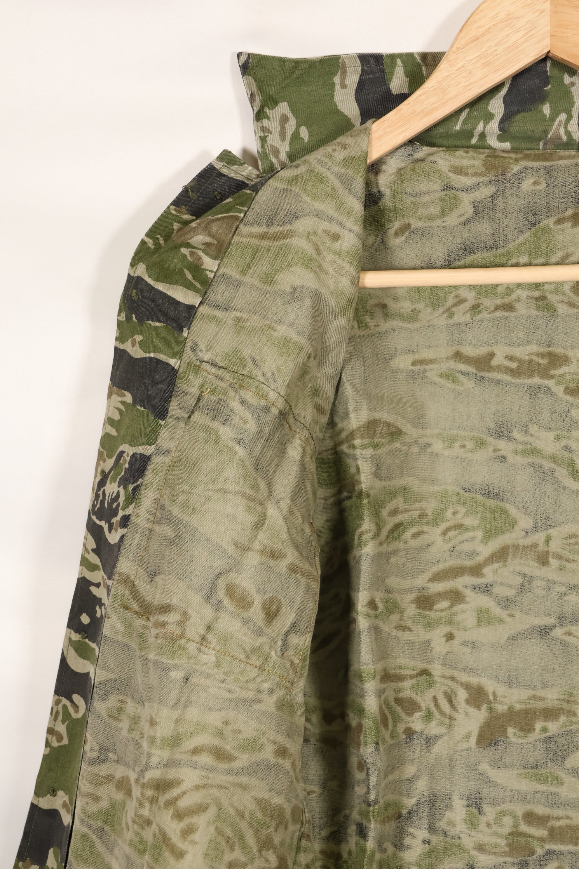 1960年代　タイガーストライプ　シャツ　CIDGパターン　状態良い　中古品　B