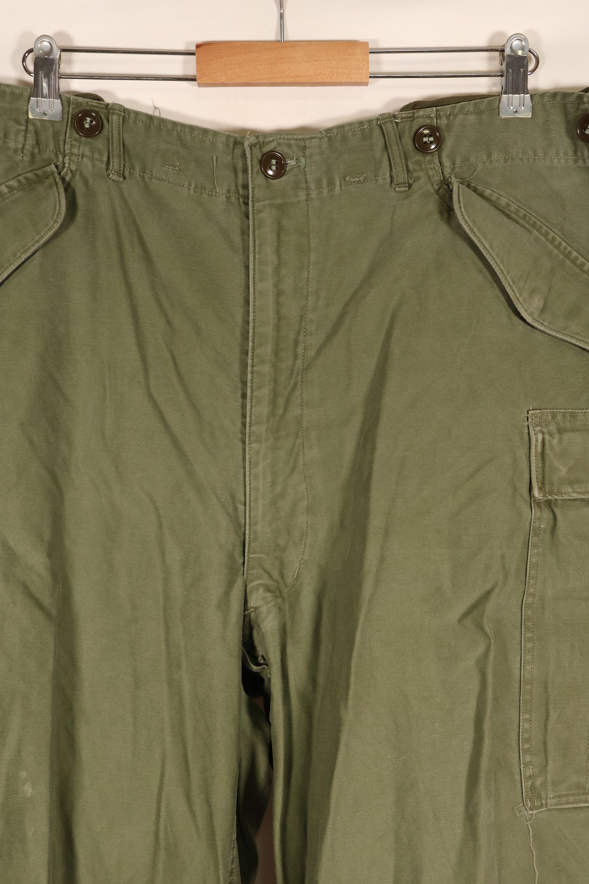 ทศวรรษ 1950, L-L, กองทัพสหรัฐฯ, กางเกงสนาม M-1951, สีซีด, มือสอง