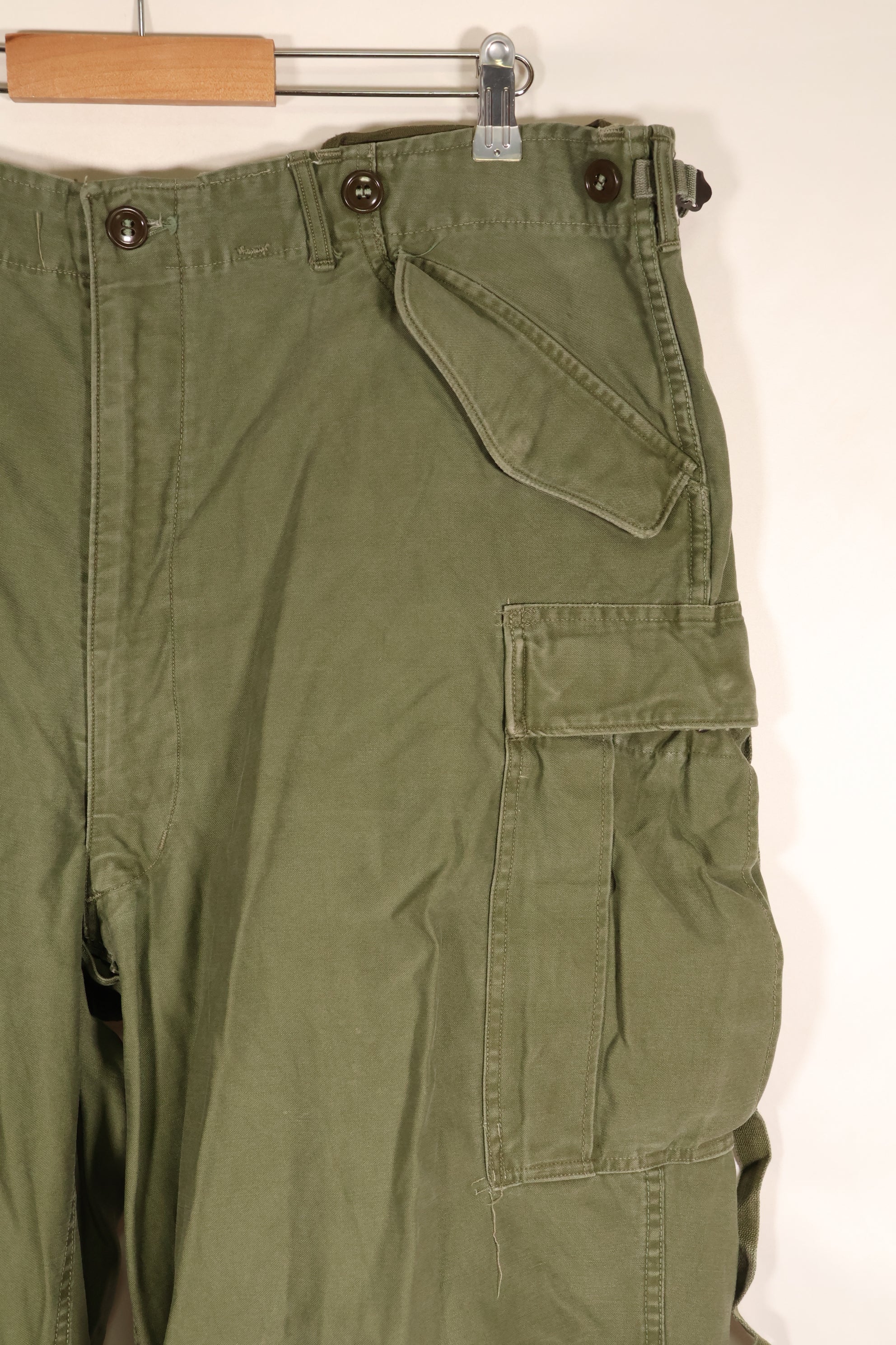 ทศวรรษ 1950, L-L, กองทัพสหรัฐฯ, กางเกงสนาม M-1951, สีซีด, มือสอง