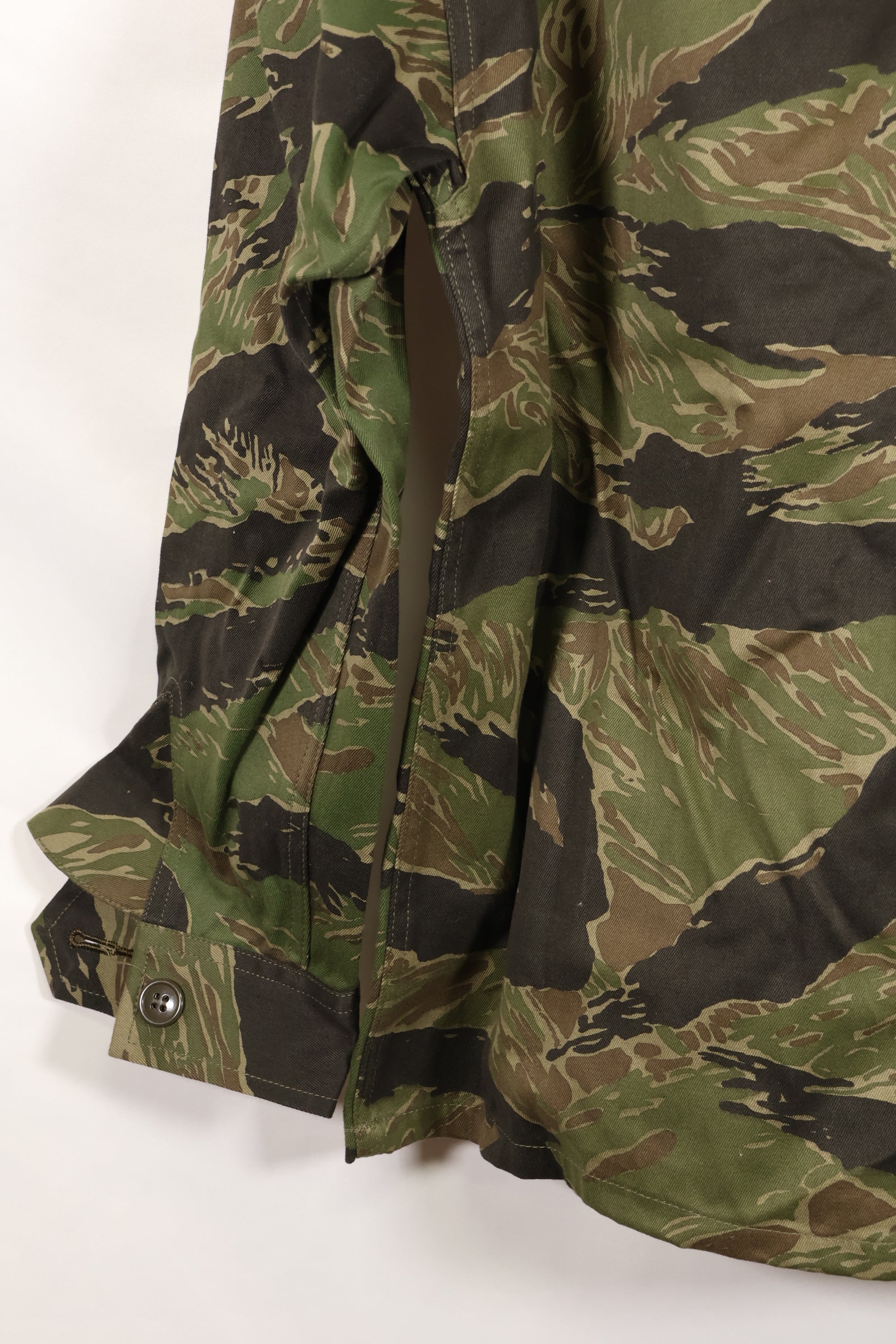 1970年代　DAJB09 契約タグ付き　日本製　タイガーストライプ　上下セット　未使用品　