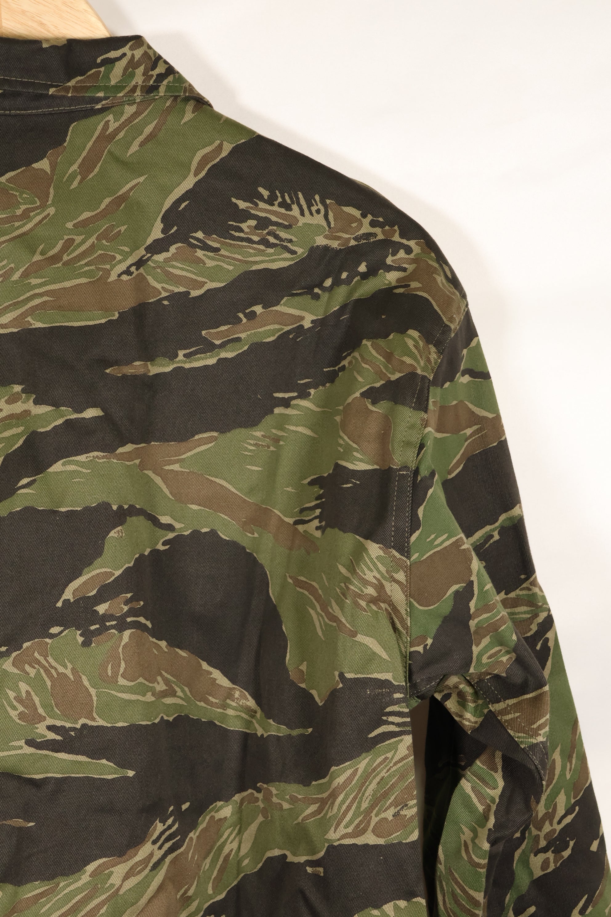 1970年代　DAJB09 契約タグ付き　日本製　タイガーストライプ　上下セット　未使用品　