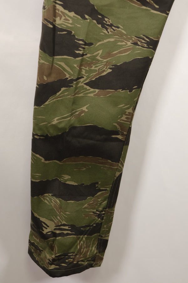 1970年代　DAJB09 契約タグ付き　日本製　タイガーストライプ　上下セット　未使用品　