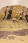 ปลายทศวรรษ 1960 – สวมโดยอดีตที่ปรึกษาของ MIKE FORCE – เสื้อ Gold Tiger US-M ที่มีซิปถูกปรับเปลี่ยน