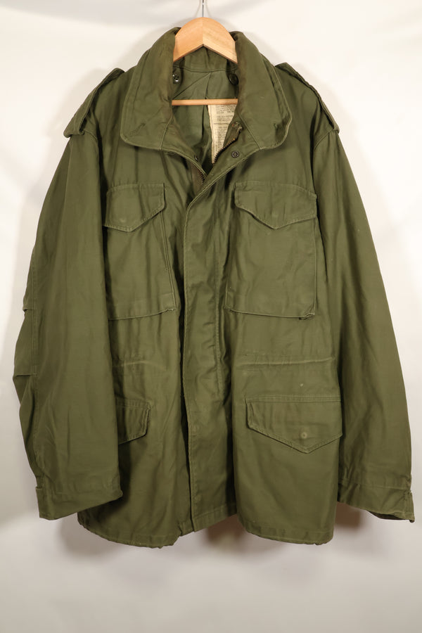 1975 สัญญา M-R รุ่นที่ 3 เสื้อแจ็คเก็ตสนาม M65 – มือสอง – สภาพดี