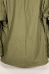 เสื้อแจ็คเก็ตสนาม M-S M65 รุ่นที่ 3 ปี 1974 มือสอง สีซีด มีแผ่นปะ