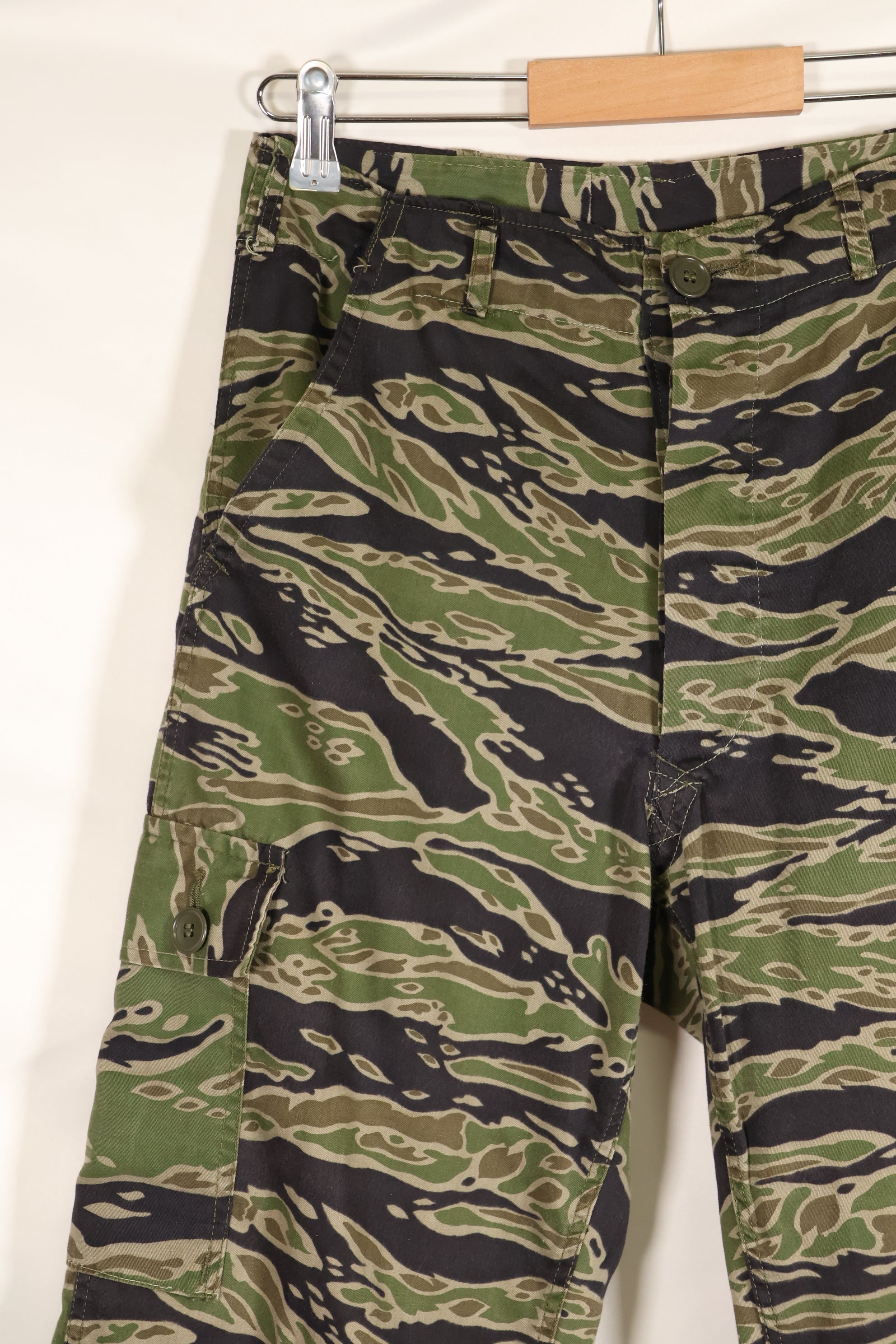 1969-70 Ex-LRRP Soldier 75th Ranger Late Water Tiger Stripe Set, Veteran's Release