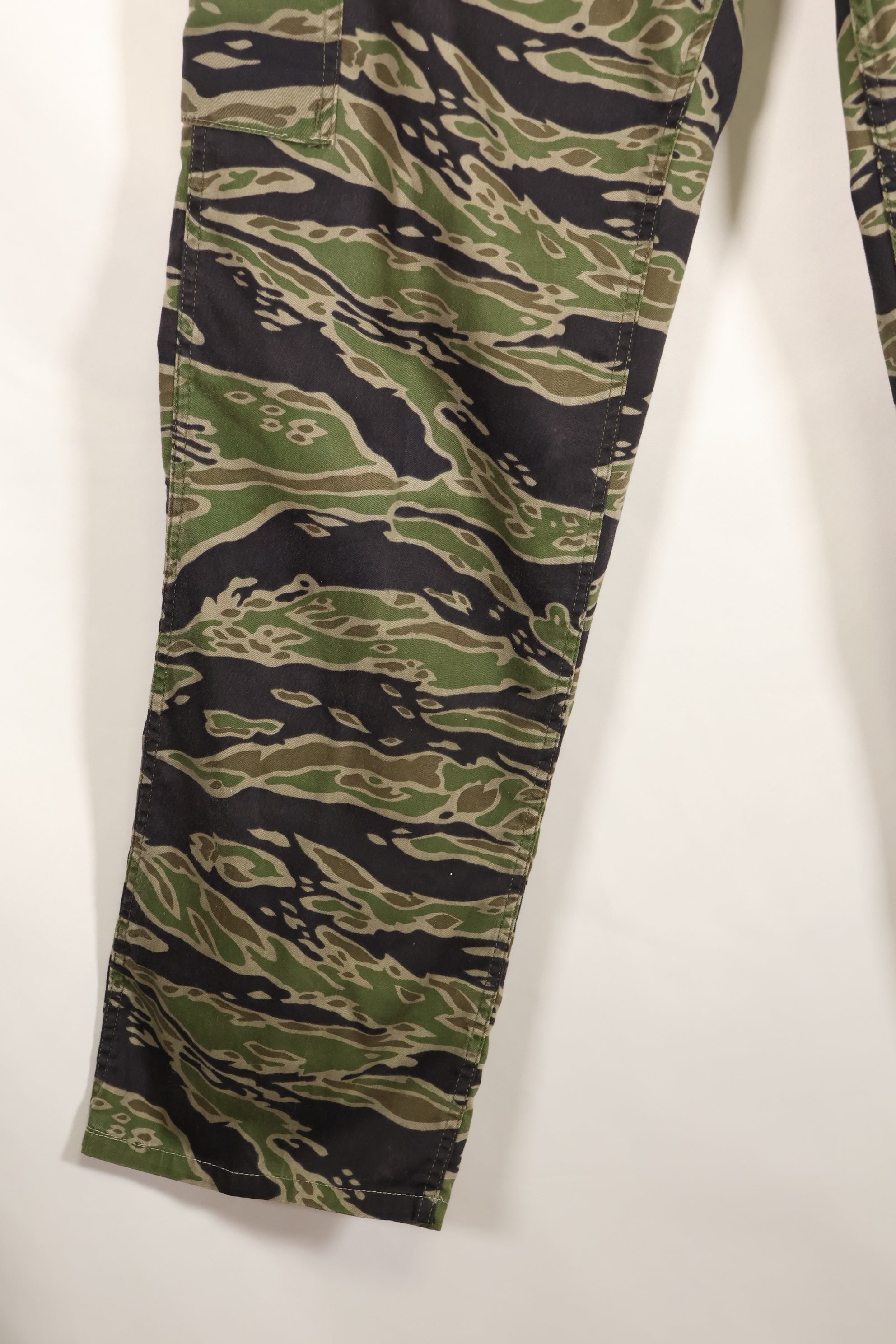 1969-70 Ex-LRRP Soldier 75th Ranger Late Water Tiger Stripe Set, Veteran's Release