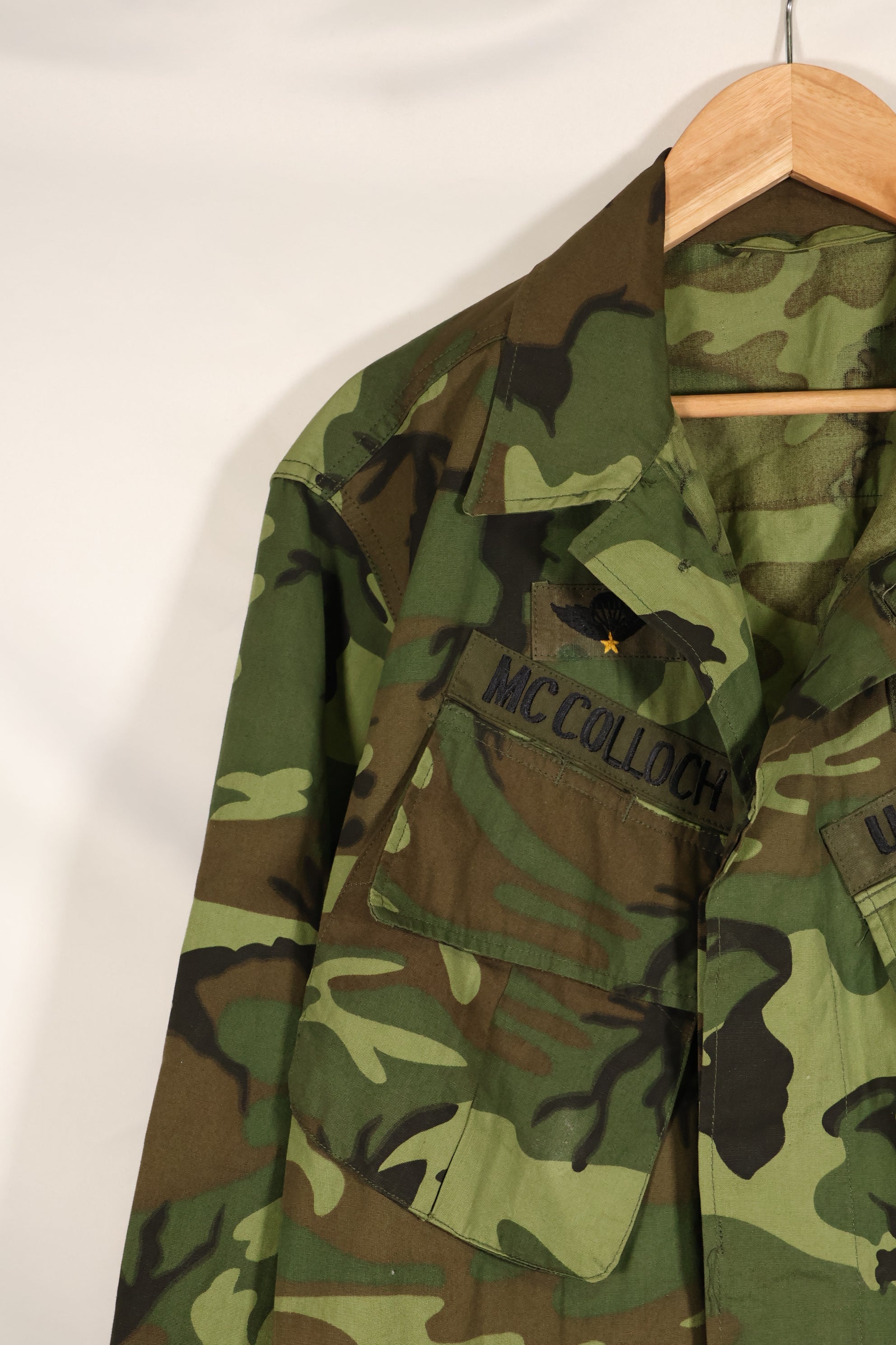 Circa 1966–67 | Estimated M-R | ERDL | Non-ripstop | Early print | Jungle fatigue jacket | Used