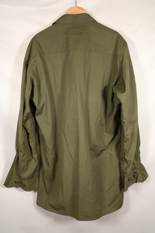 สัญญาปี 1968, สินค้าคงคลัง, เสื้อแจ็คเก็ตพรางป่า รุ่นที่ 4, มีคราบสกปรกเล็กน้อย　