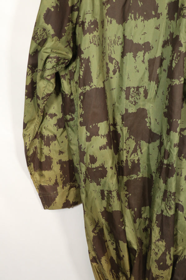 実物　1967年製　オーストラリア軍　レインコート　中古品　退色あり　使用感あり