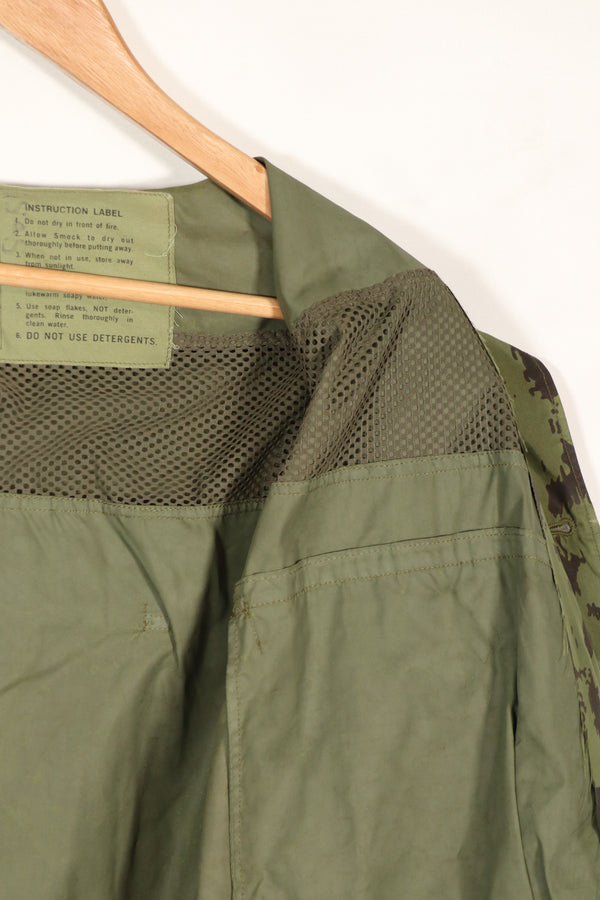 実物　1967年製　オーストラリア軍　レインコート　中古品　退色あり　使用感あり