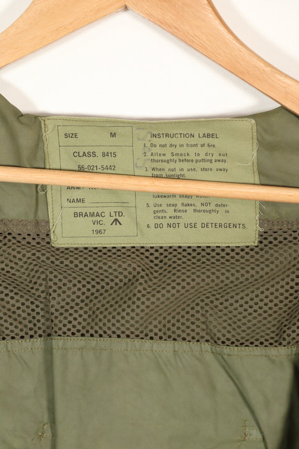 実物　1967年製　オーストラリア軍　レインコート　中古品　退色あり　使用感あり