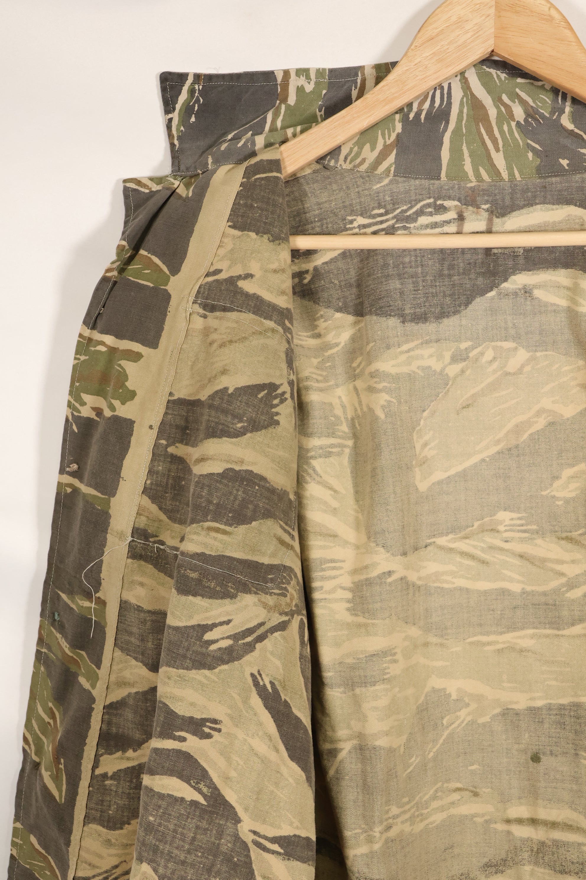 推定1970年代　ローカルメイド　タイガーストライプ　半袖シャツ　中古品