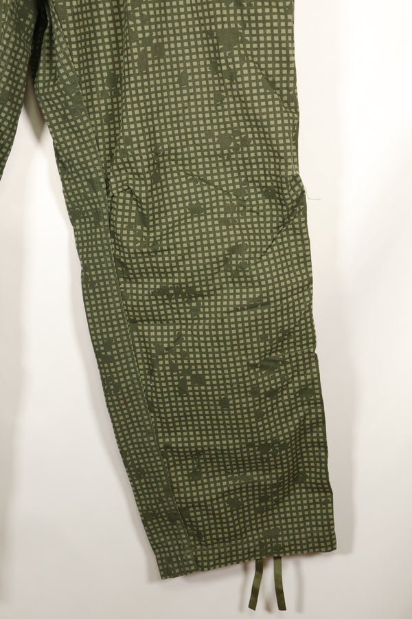 1982 Contract - M-R U.S. Military - Infrared-Countermeasure - Night Camo - Pants - Overpants - Used
