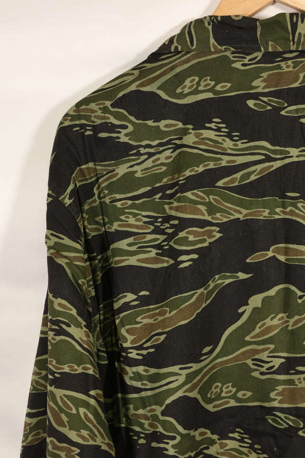 実物　レイトウォーパターン　USサイズ　タイガーストライプ　シャツ　ダークカラー　ほぼ未使用