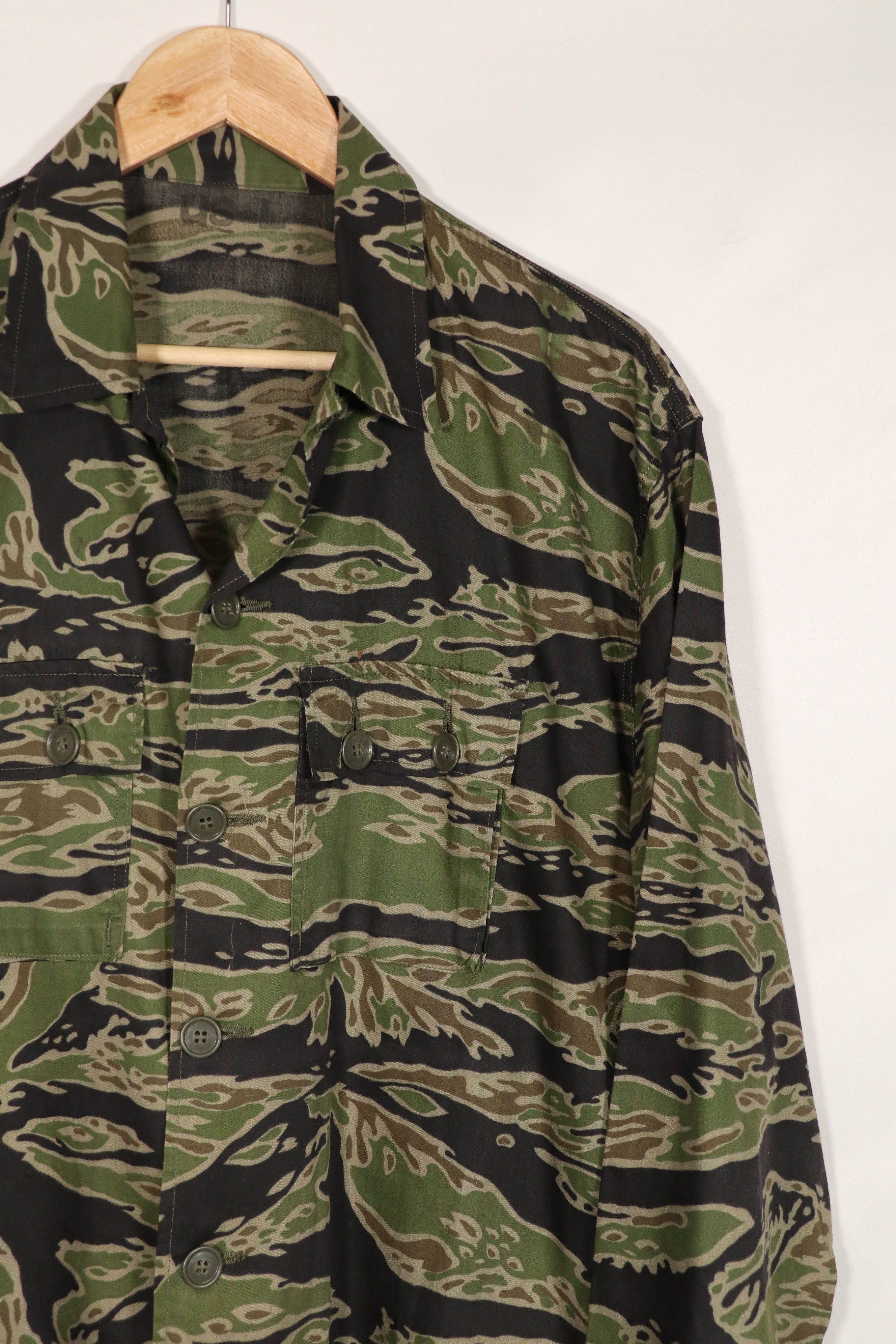 Real Late War Pattern Tiger Stripe Shirt US-L in good condition