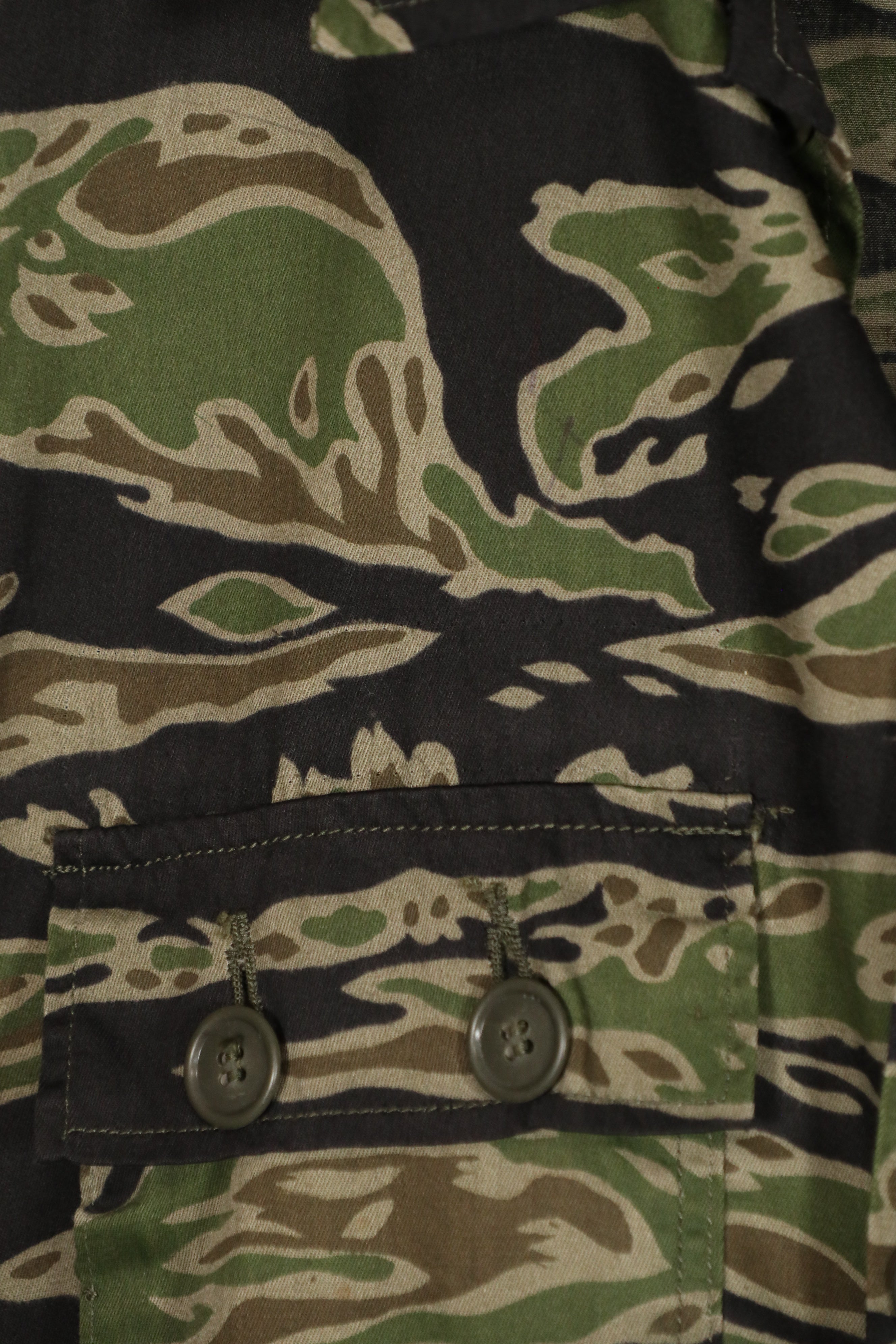 Real Late War Pattern Tiger Stripe Shirt US-L in good condition