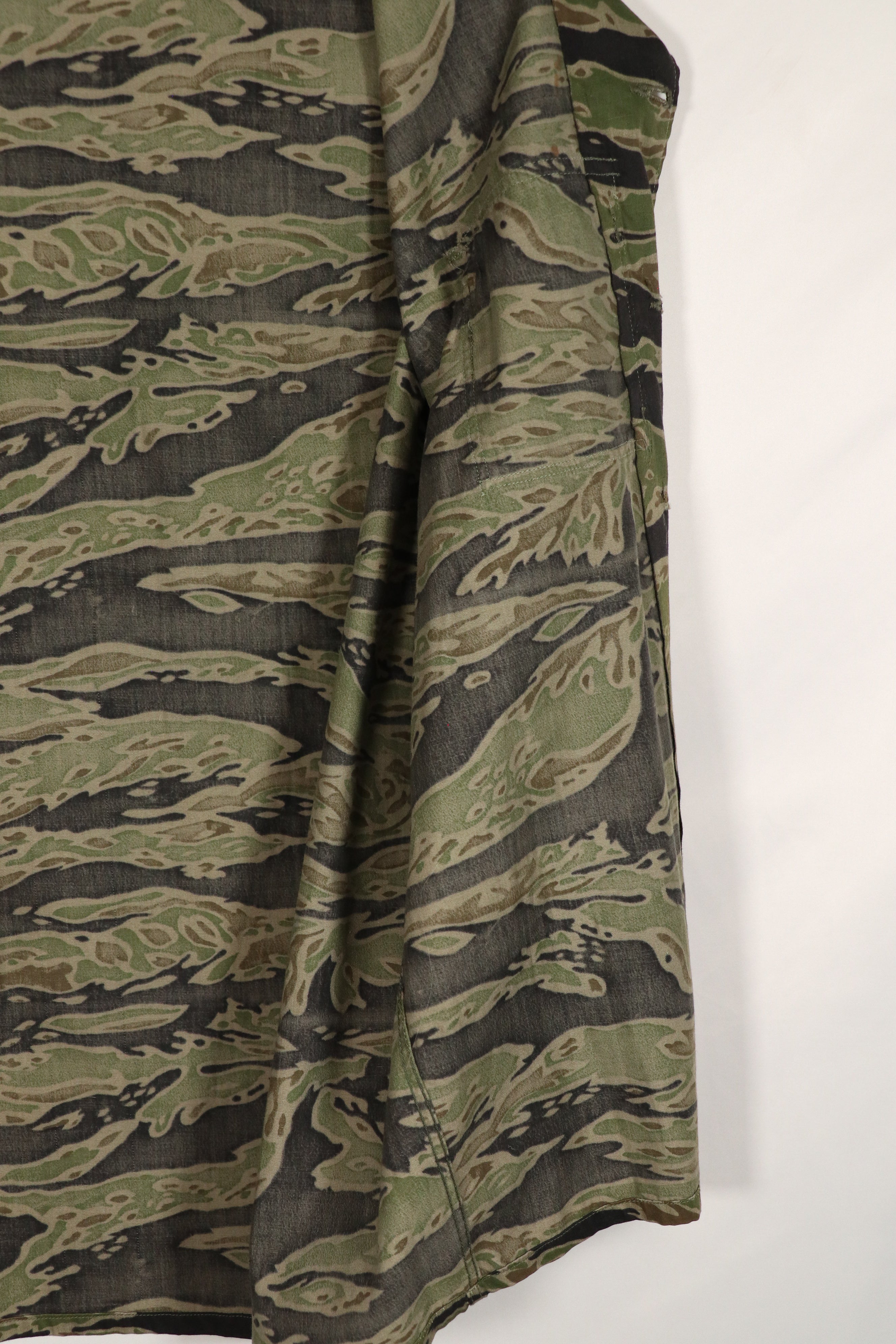 Real Late War Pattern Tiger Stripe Shirt US-L in good condition