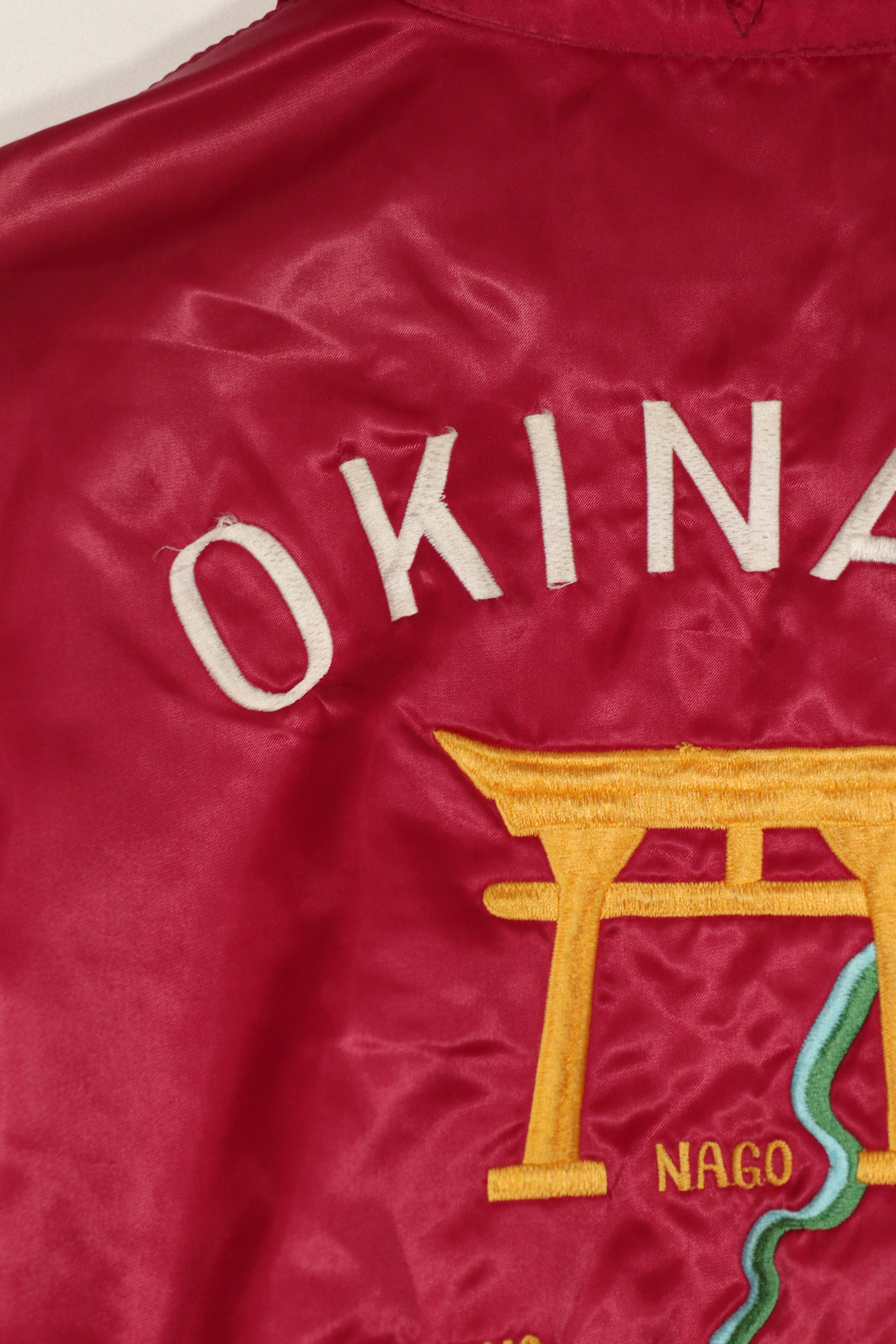 เสื้อแจ็คเก็ตที่ระลึกโอกินาว่ายุค 80 ปักมือ ซิปขาด
