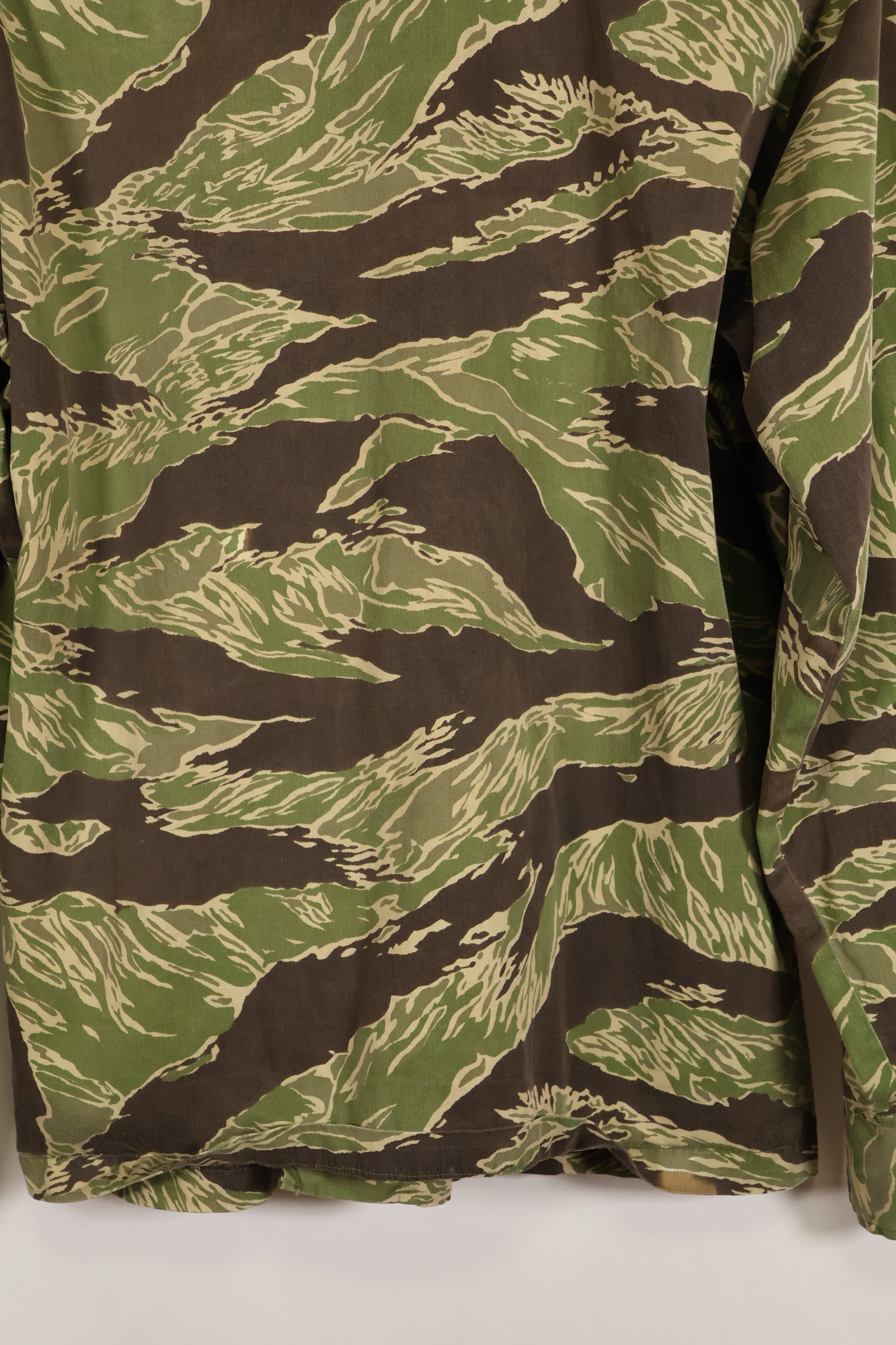 1968年　映画「グリーンベレー」「未知との遭遇」衣装　ジョンウェインパターン　タイガーストライプ　シャツ