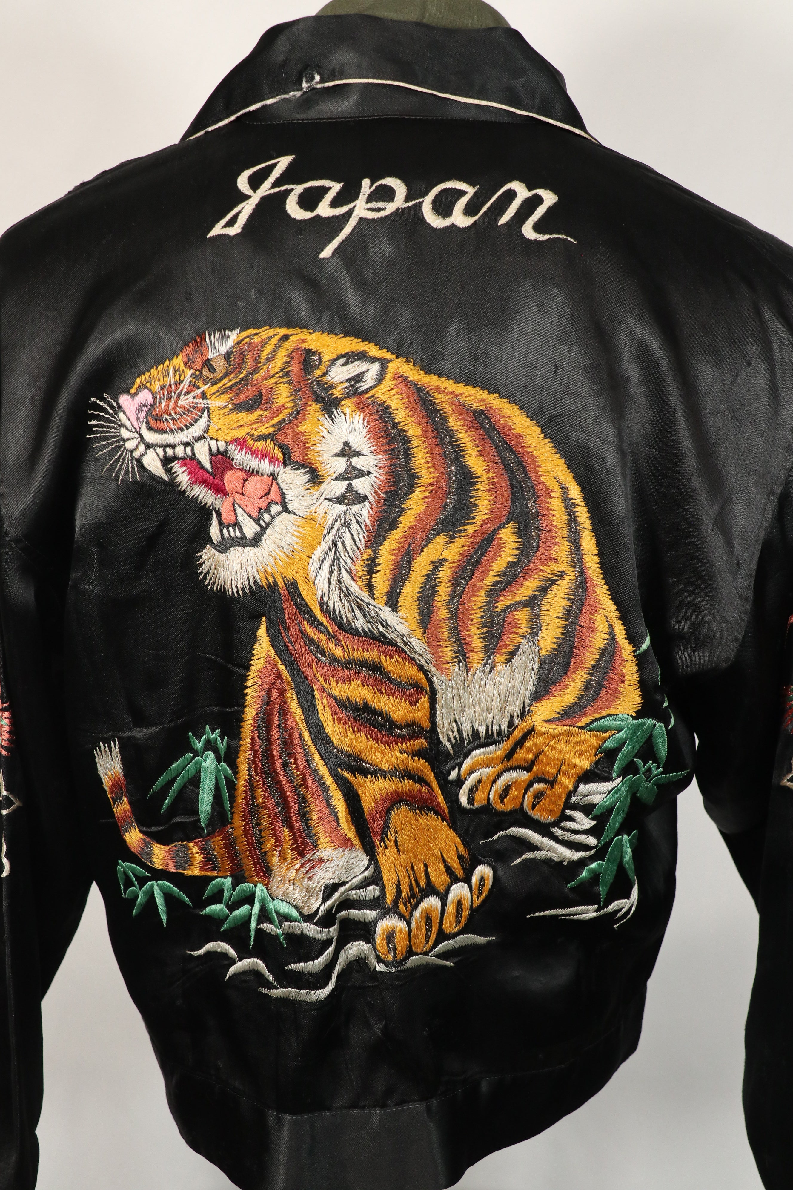 推定1940年代後半〜1950年代初頭　初期 Japan Jacket 虎刺繍　小さな傷あり