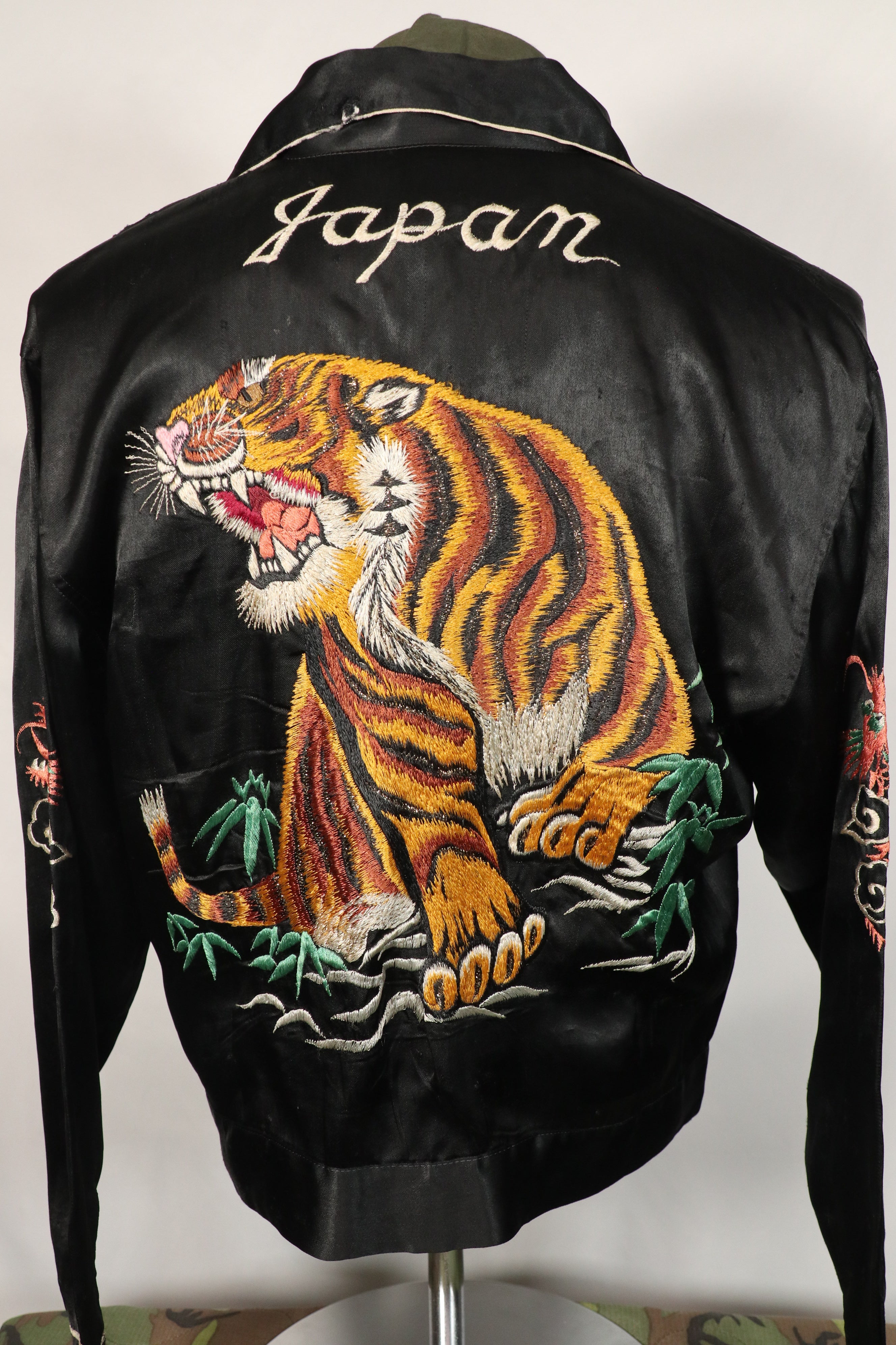 推定1940年代後半〜1950年代初頭　初期 Japan Jacket 虎刺繍　小さな傷あり