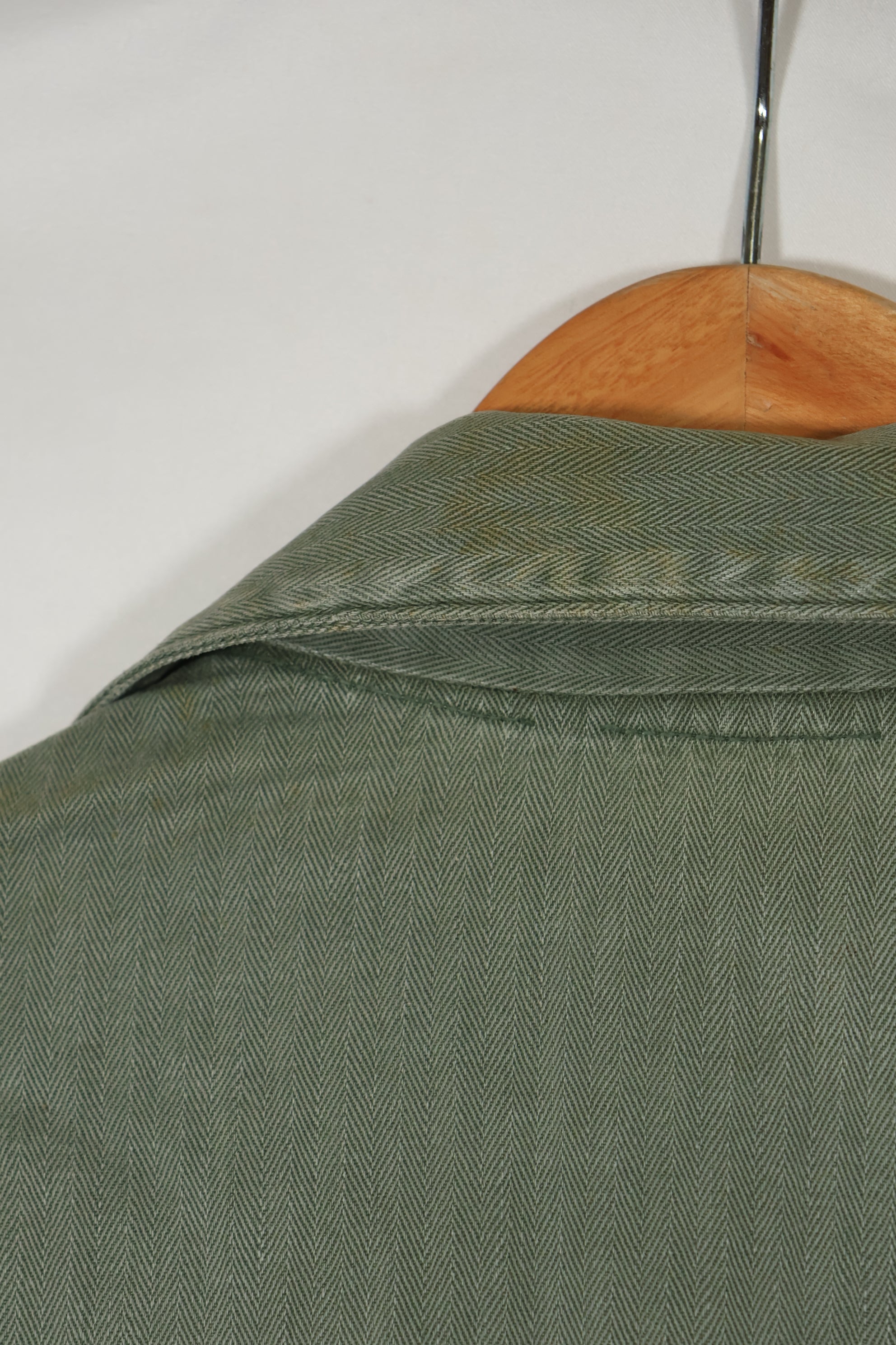เสื้อแจ็คเก็ตอเนกประสงค์ P-41 HBT ของนาวิกโยธินสหรัฐฯ ยุค 1940 มือสอง สภาพ A