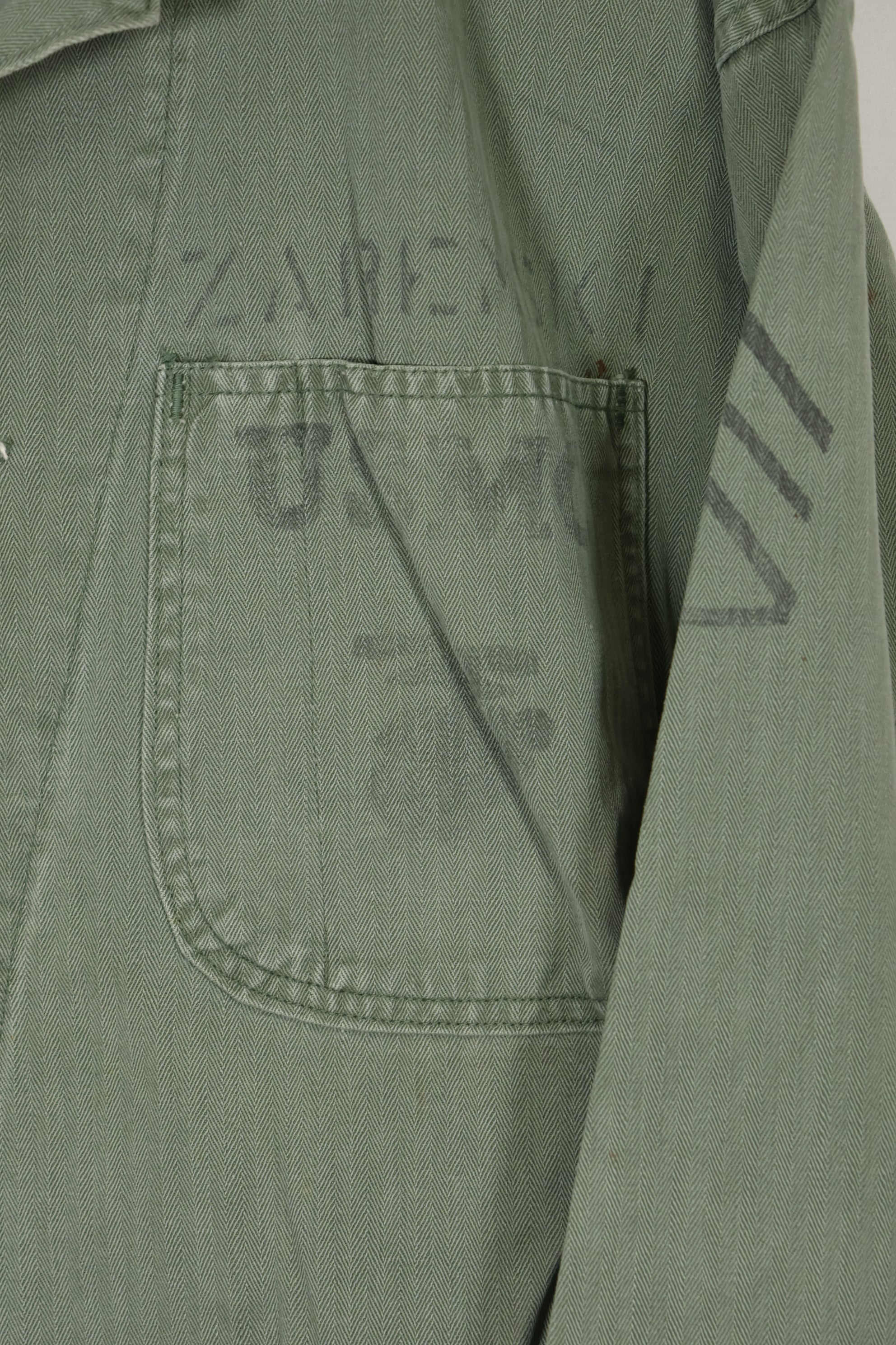 เสื้อแจ็คเก็ตอเนกประสงค์ P-41 HBT ของนาวิกโยธินสหรัฐฯ ยุค 1940 มือสอง สภาพ B