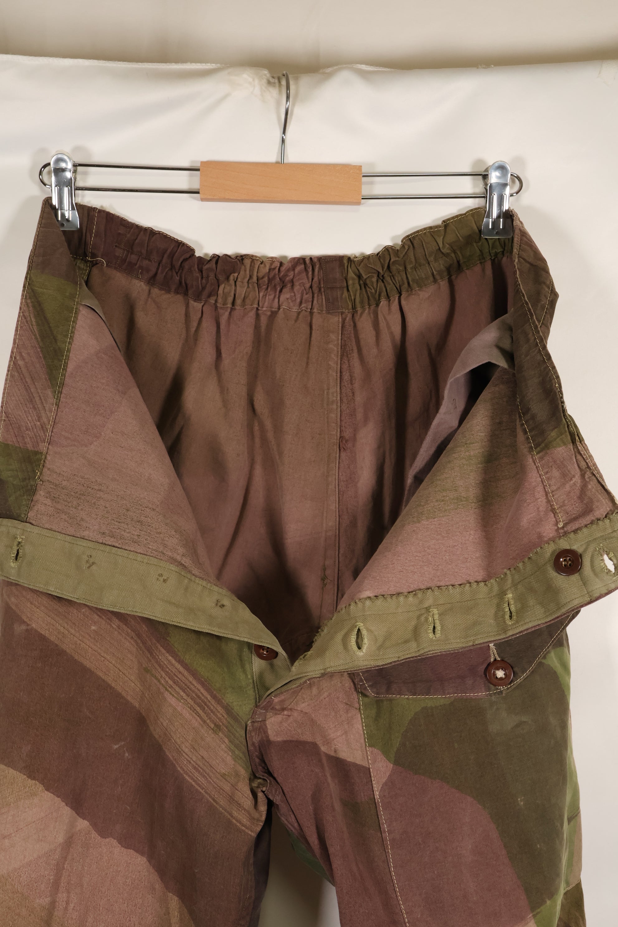 実物　イギリス軍　SAS トラウザーズ　WINDPROOF 迷彩パンツ　改造パンツ　インドシナ戦争　中古品