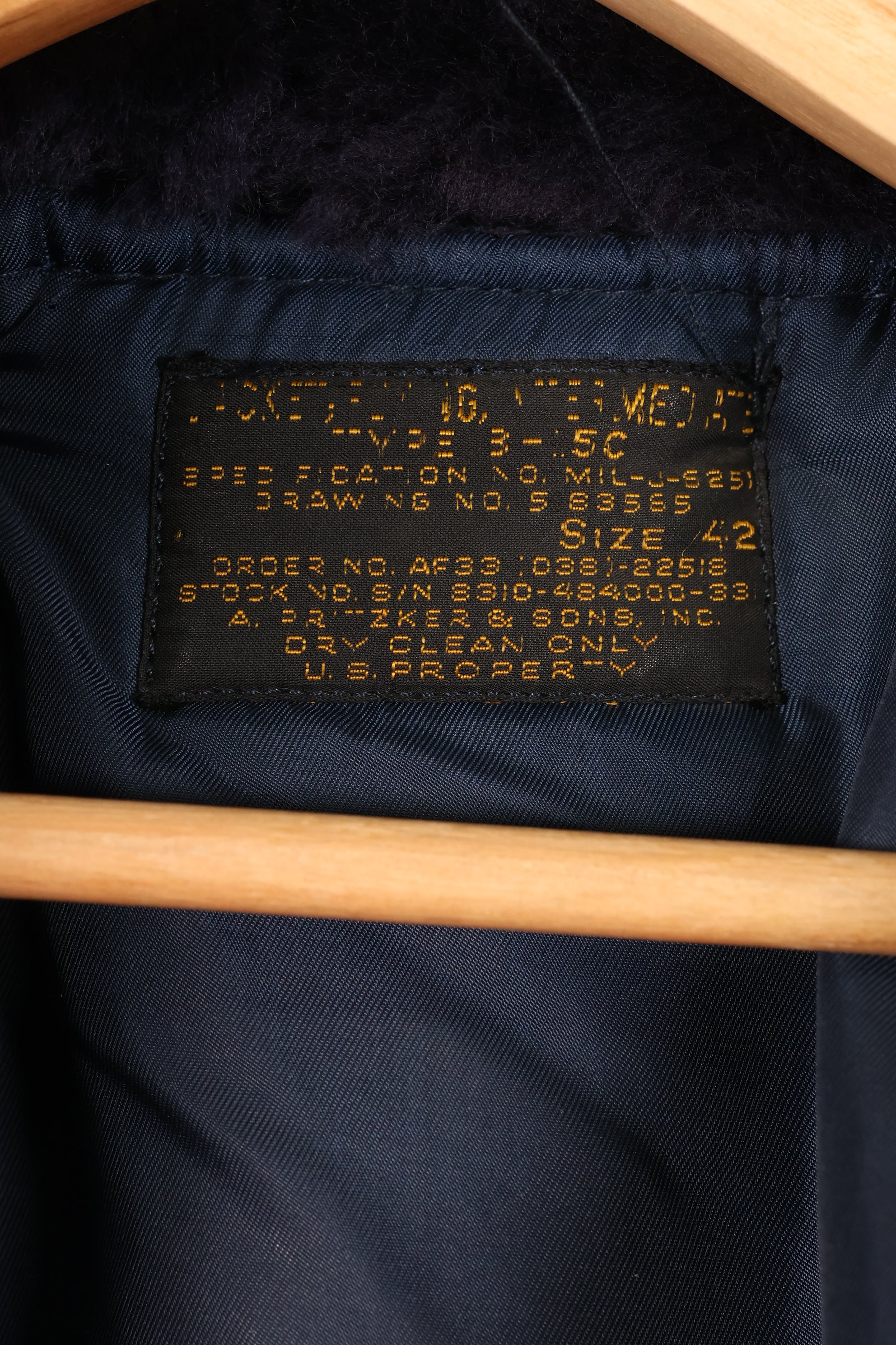 ยุค 1950, ขนาด 42, เสื้อแจ็คเก็ตบิน B-15C ของกองทัพอากาศสหรัฐฯ, เปลี่ยนซิปแล้ว, มือสอง
