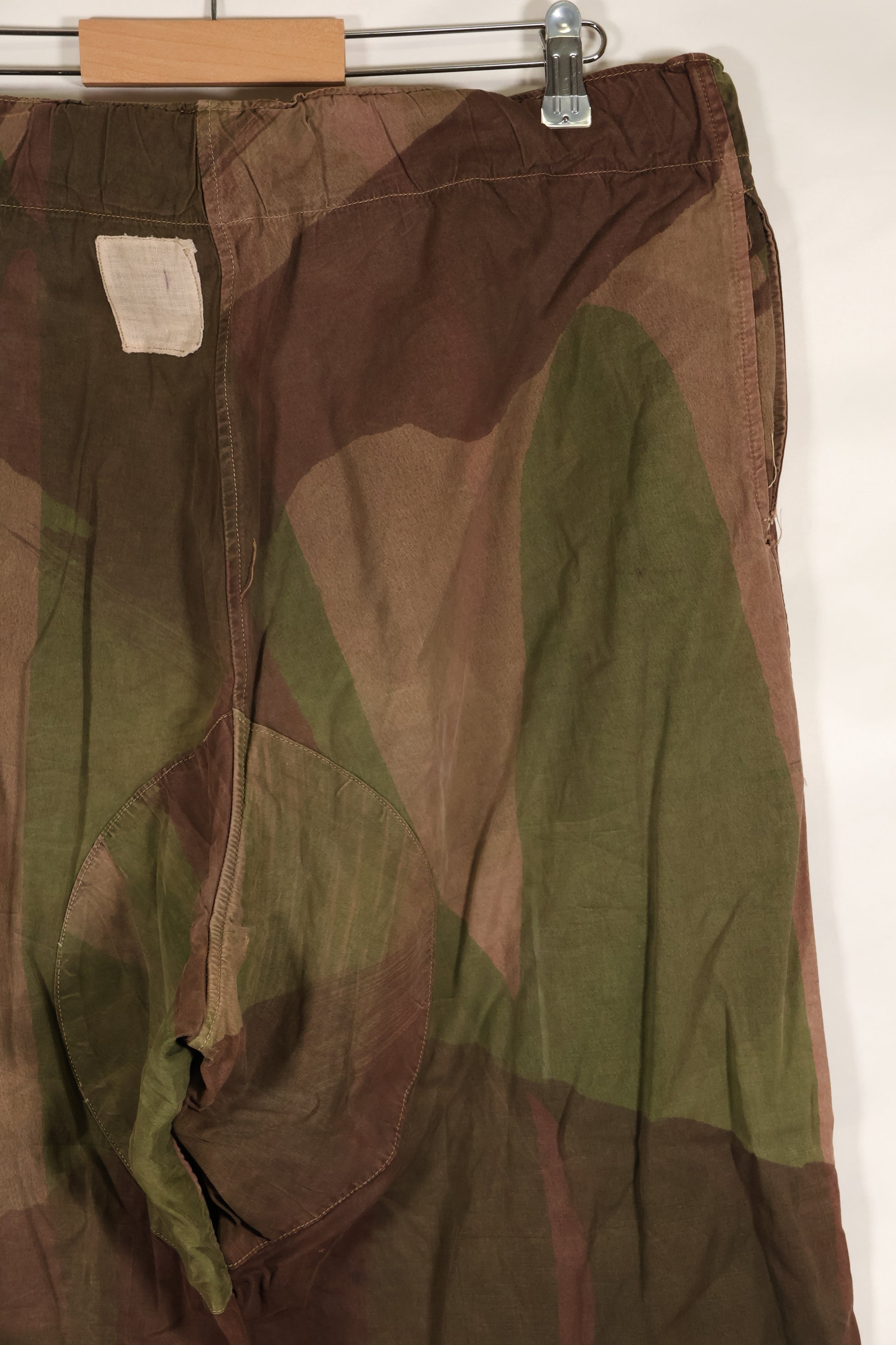 実物　イギリス軍　SAS トラウザーズ　WINDPROOF 迷彩パンツ　サイズ No.1　 中古品