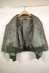 เสื้อแจ็คเก็ตบินรุ่นต้นของกองทัพอากาศสหรัฐฯ ขนาดใหญ่ ยุคปี 1950, ระดับกลาง, มือสอง, เกรด B