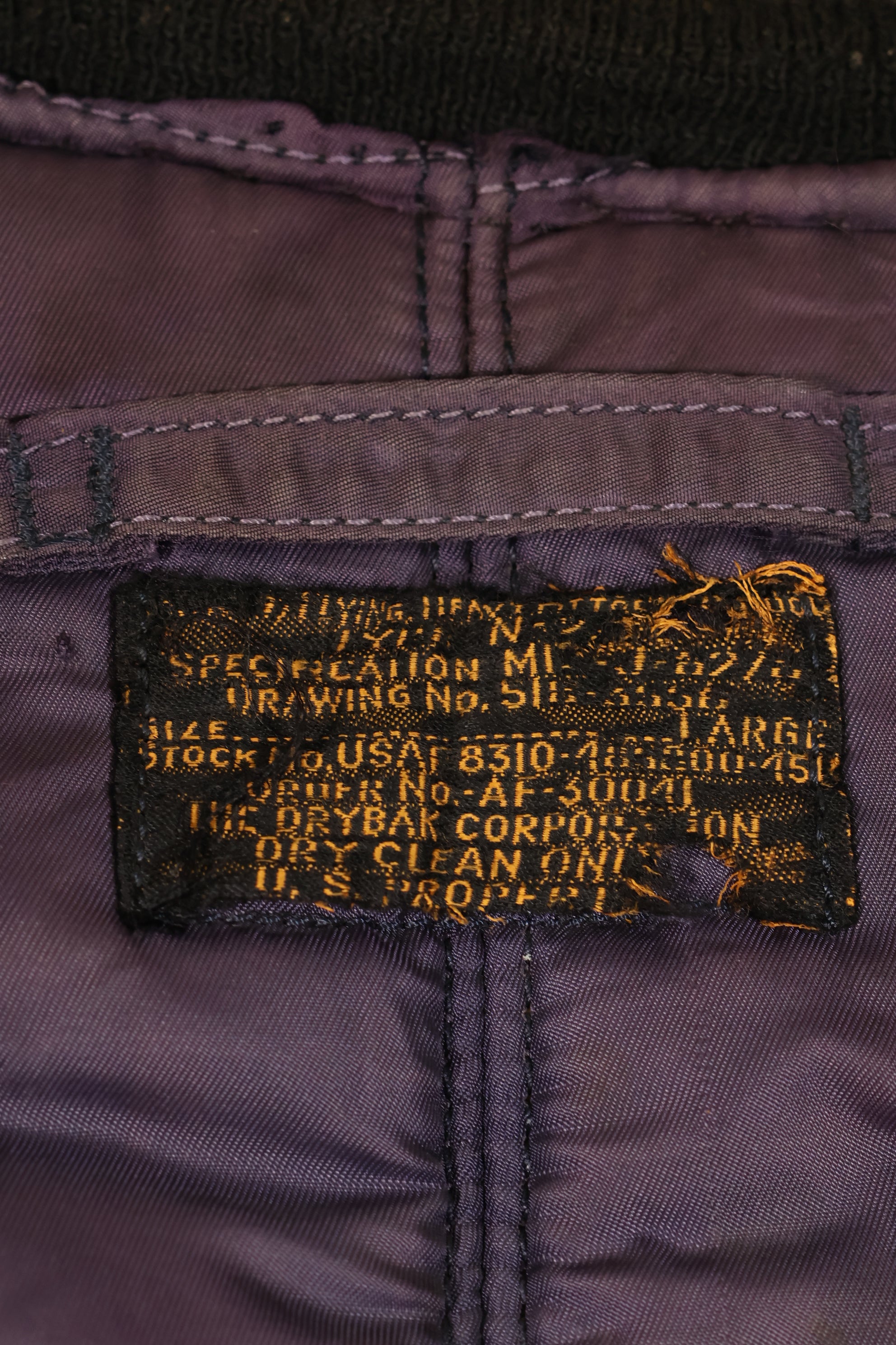 เสื้อแจ็คเก็ตบิน N2-A ของกองทัพอากาศสหรัฐฯ ขนาดใหญ่ ยุคปี 1950 ปรับเปลี่ยนฮู้ด มือสอง