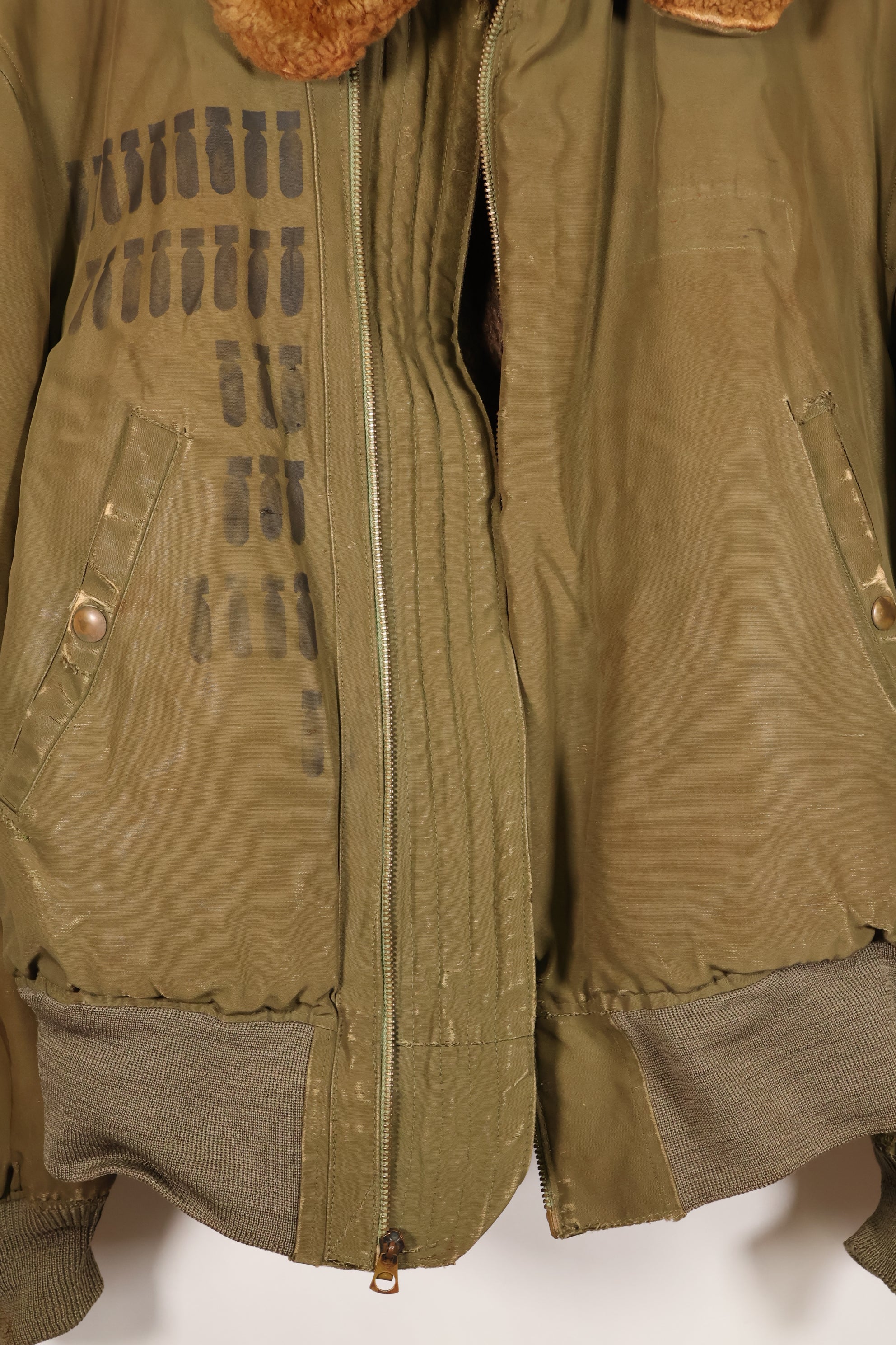 1940s, Size 42, WWII, U.S. Army Air Forces, B-15 Flight Jacket, Calendar-finished fabric, Used
