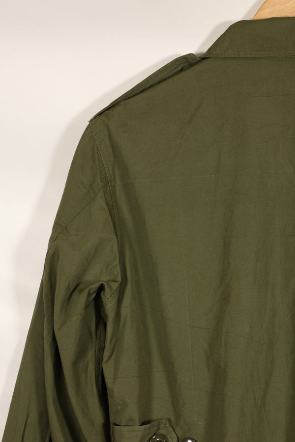 ประมาณปี 1965-66 รุ่นที่ 2 เสื้อแจ็คเก็ตแบบทหารป่า สภาพดี ไม่มีป้ายขนาด