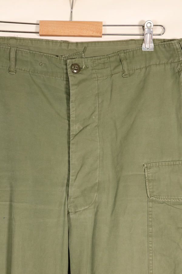 สัญญาปี 1963 – คาดว่าเป็นกางเกงทหารแบบ Jungle Fatigue รุ่นที่ 1 ของ M-S – มีสีจางบางส่วน – มือสอง
