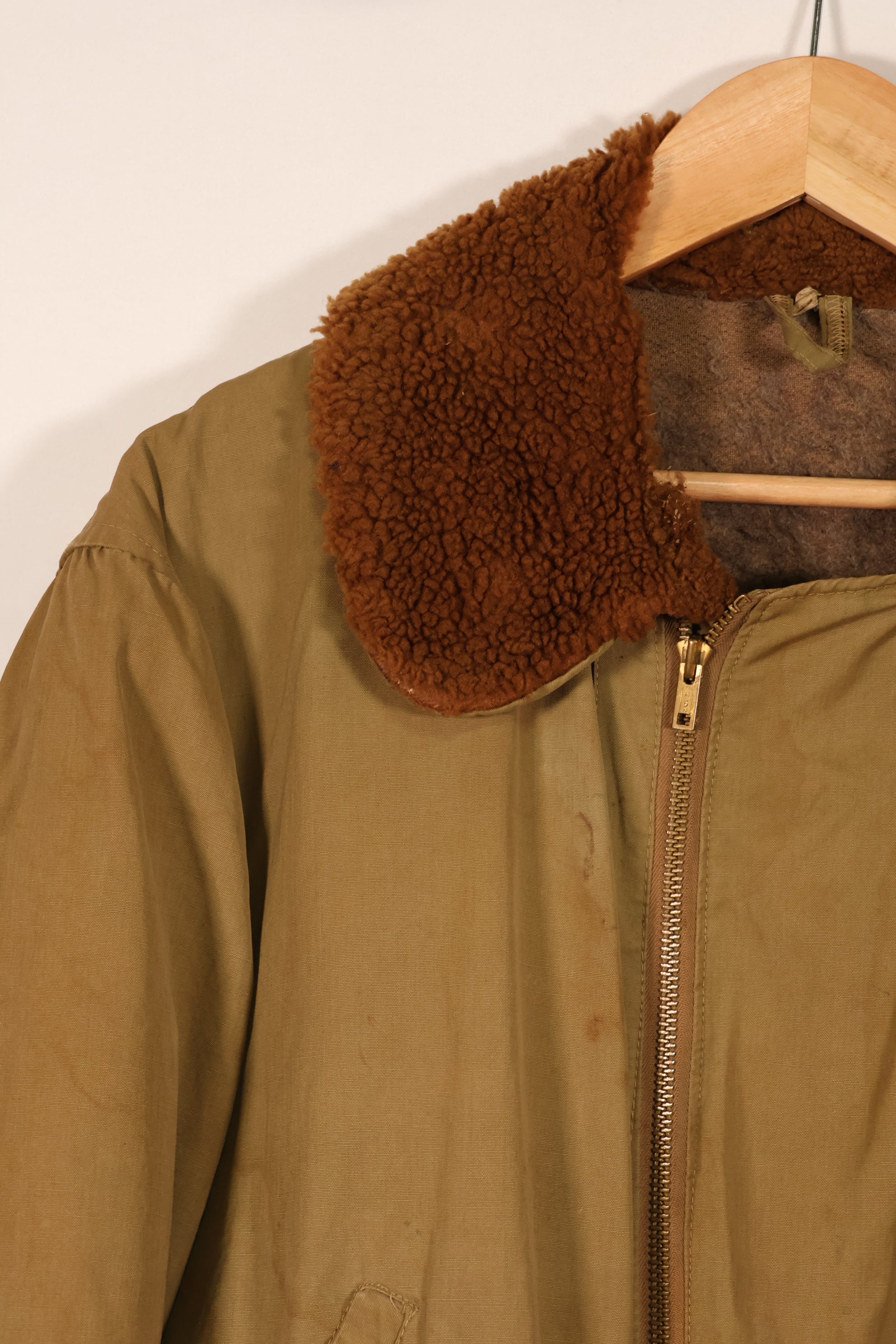 Real 1940s U.S. Army Air Corps USAAF B-15 Flight Jacket, used without label