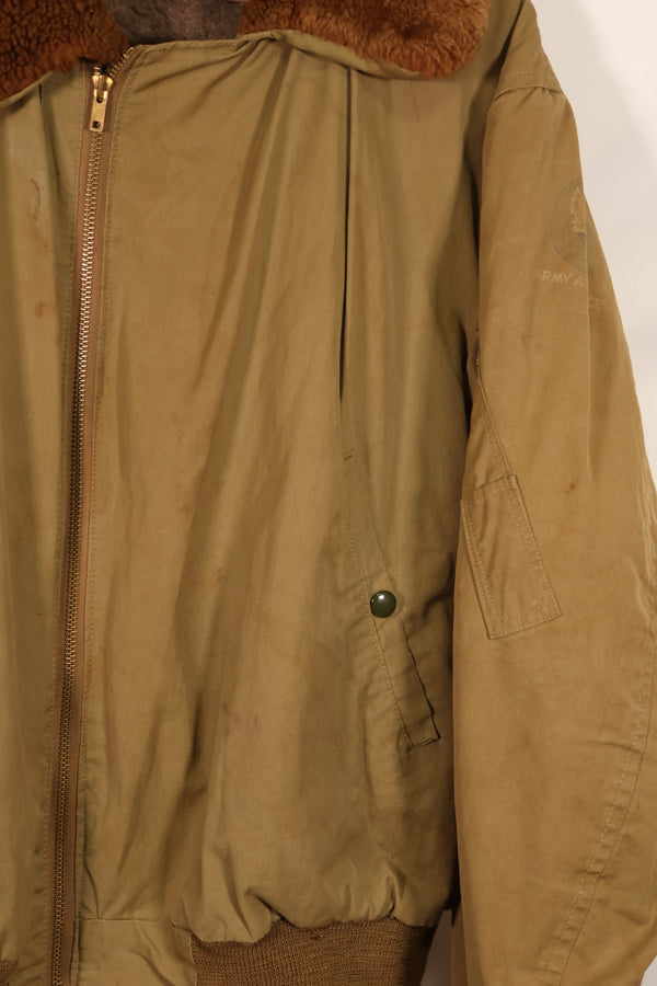 Real 1940s U.S. Army Air Corps USAAF B-15 Flight Jacket, used without label