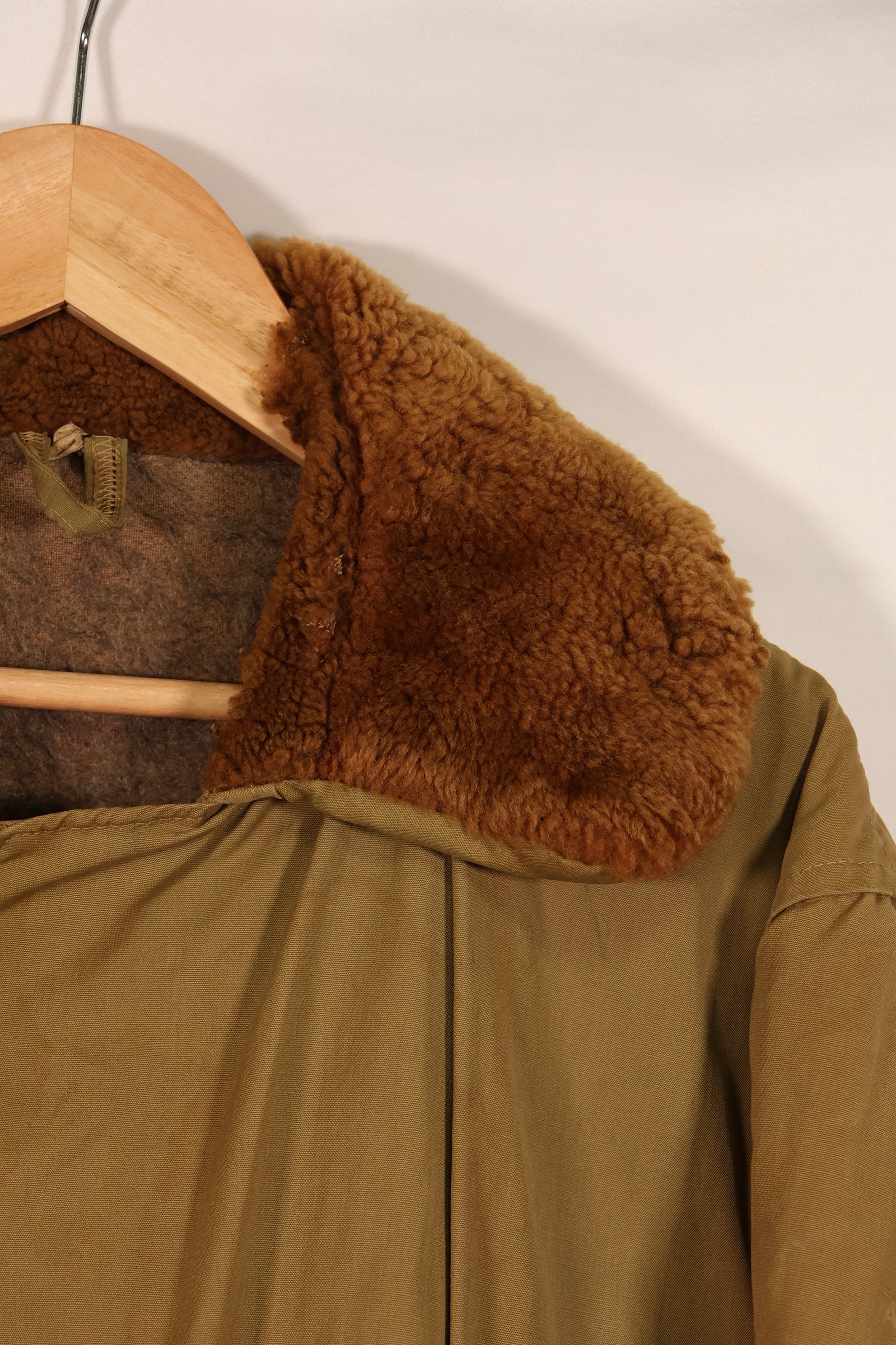 Real 1940s U.S. Army Air Corps USAAF B-15 Flight Jacket, used without label