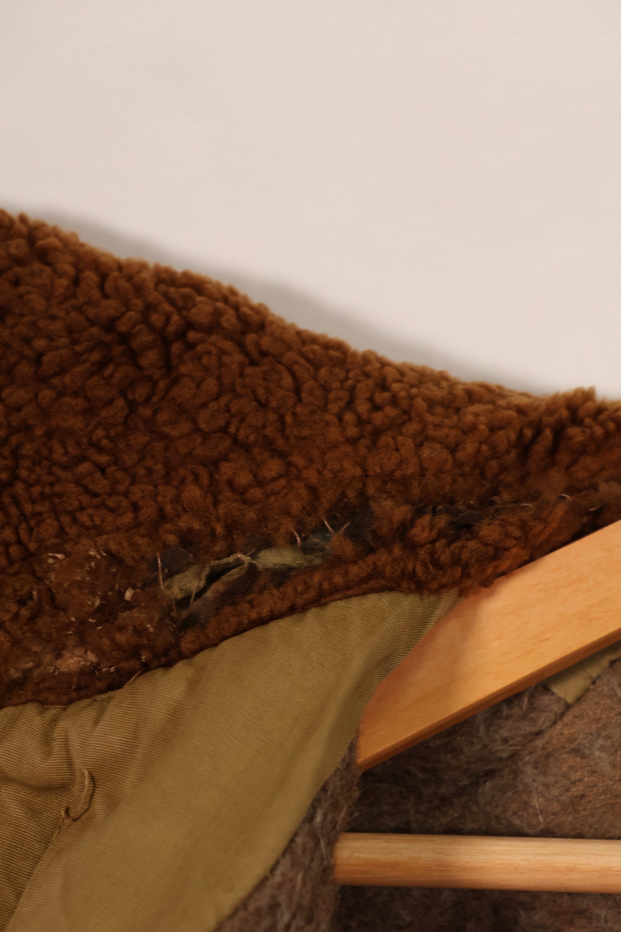 Real 1940s U.S. Army Air Corps USAAF B-15 Flight Jacket, used without label