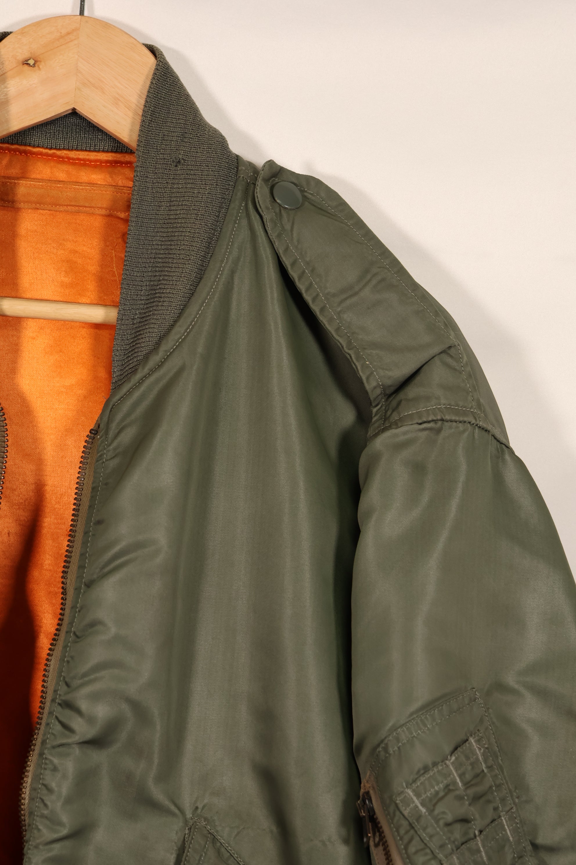 Real early 1960s USAF L2-B flight jacket with damaged ribs, no zipper slider