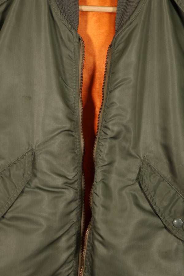 Real early 1960s USAF L2-B flight jacket with damaged ribs, no zipper slider