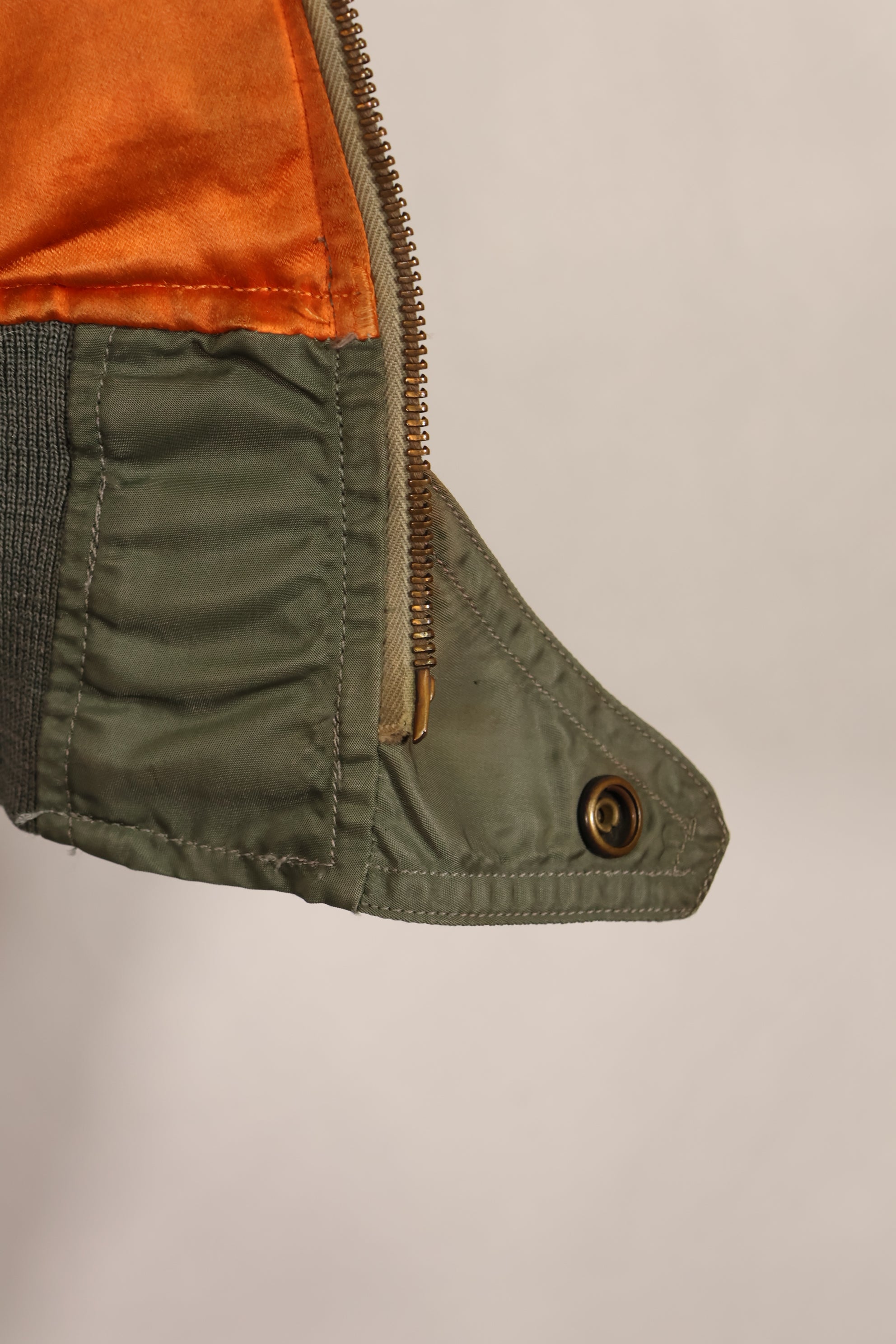 Real early 1960s USAF L2-B flight jacket with damaged ribs, no zipper slider